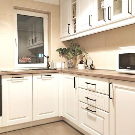 Cosy Boutique 61 Sqm Apartment - Private Parking - Ten Blocks Residence Бухарест Екстер'єр фото