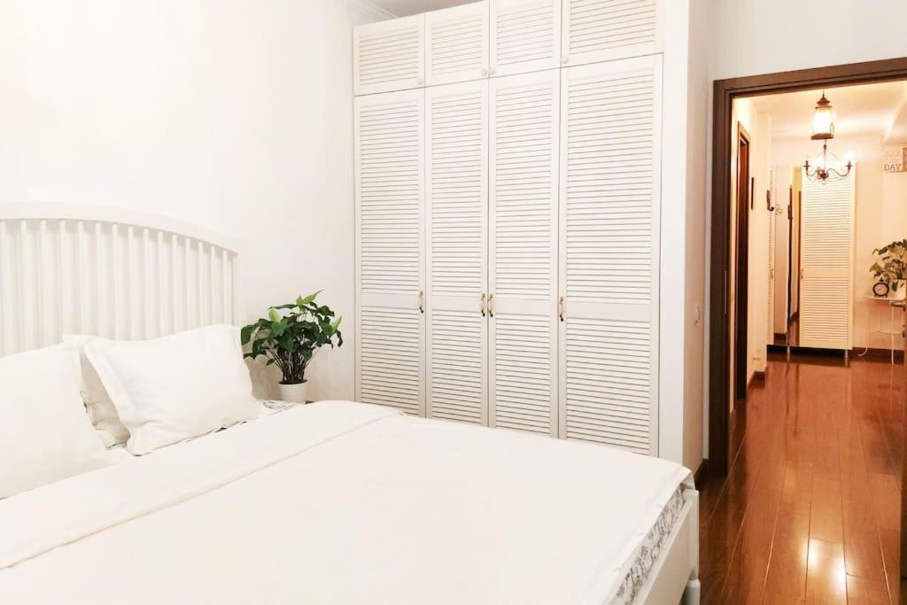 Cosy Boutique 61 Sqm Apartment - Private Parking - Ten Blocks Residence Бухарест Екстер'єр фото