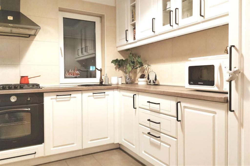 Cosy Boutique 61 Sqm Apartment - Private Parking - Ten Blocks Residence Бухарест Екстер'єр фото